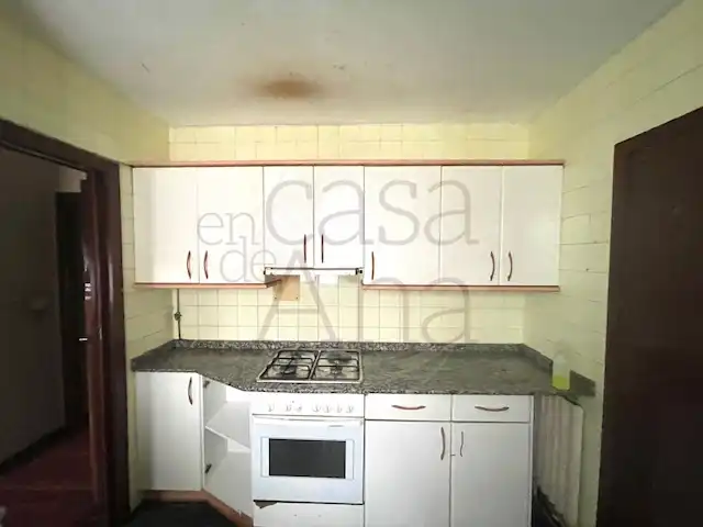 Kitchen of Flat for sale in Deusto
