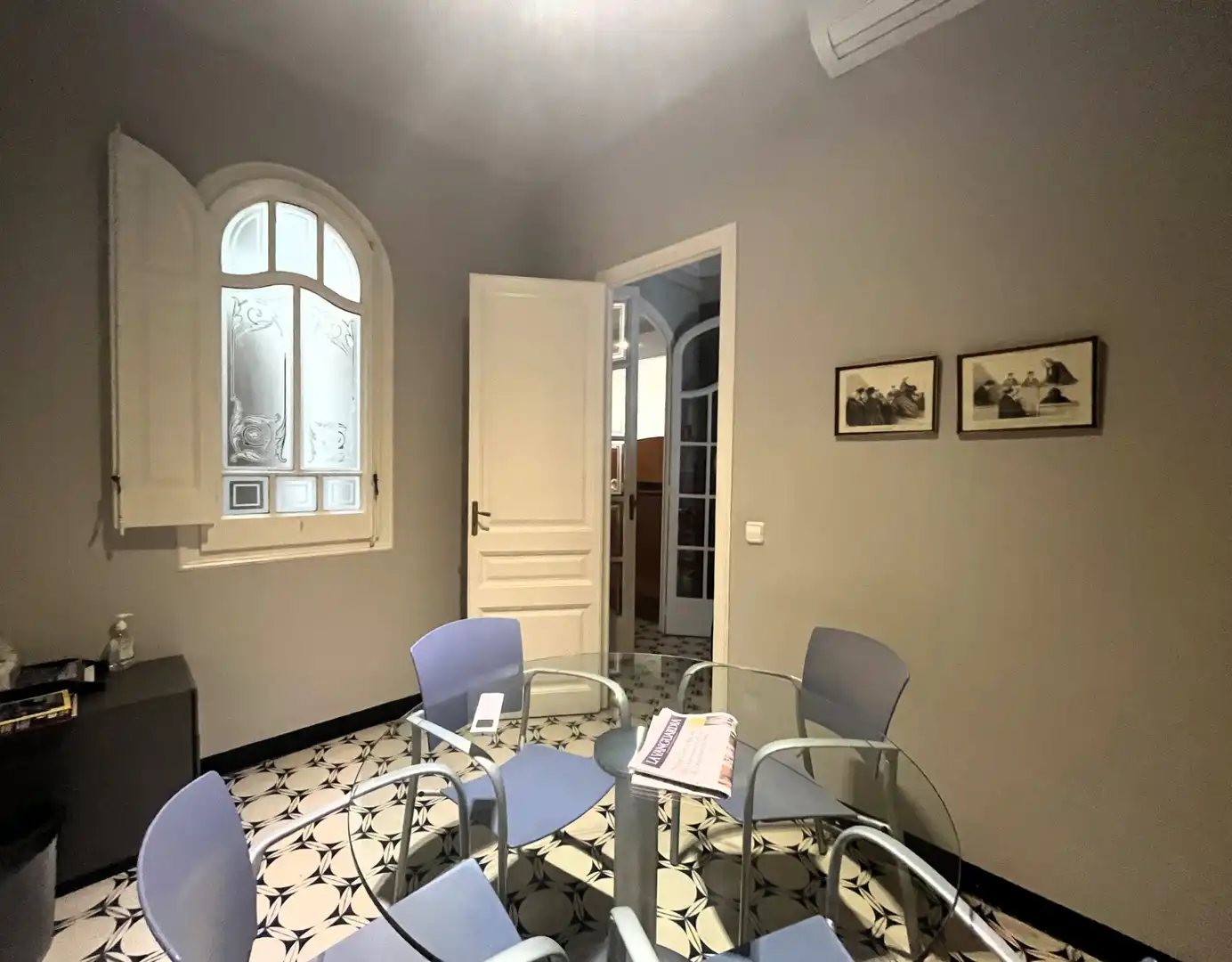 Comedor de Oficina de alquiler en Barcelona con Aire acondicionado, Calefacción y Amueblado