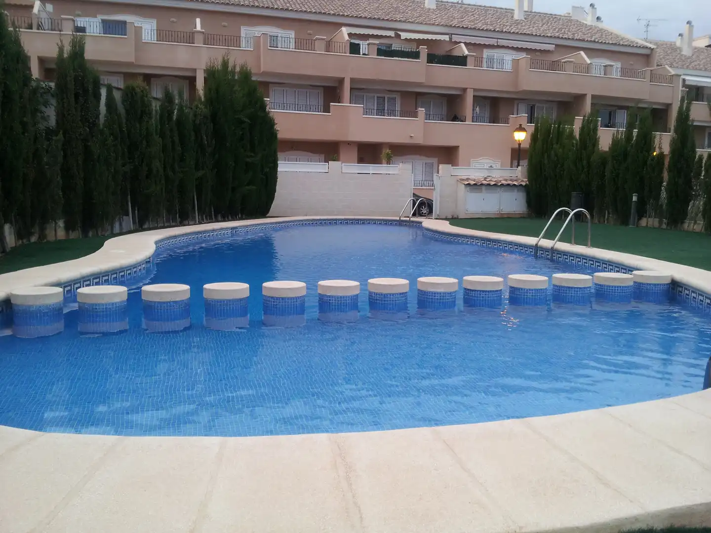 Schwimmbecken von Maisonette zum Verkauf in Dénia mit Klimaanlage und Terrasse
