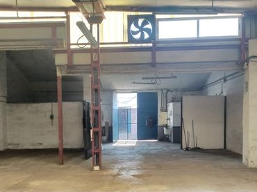 Industriegebäude zur Miete in Carrer Aldaia 26