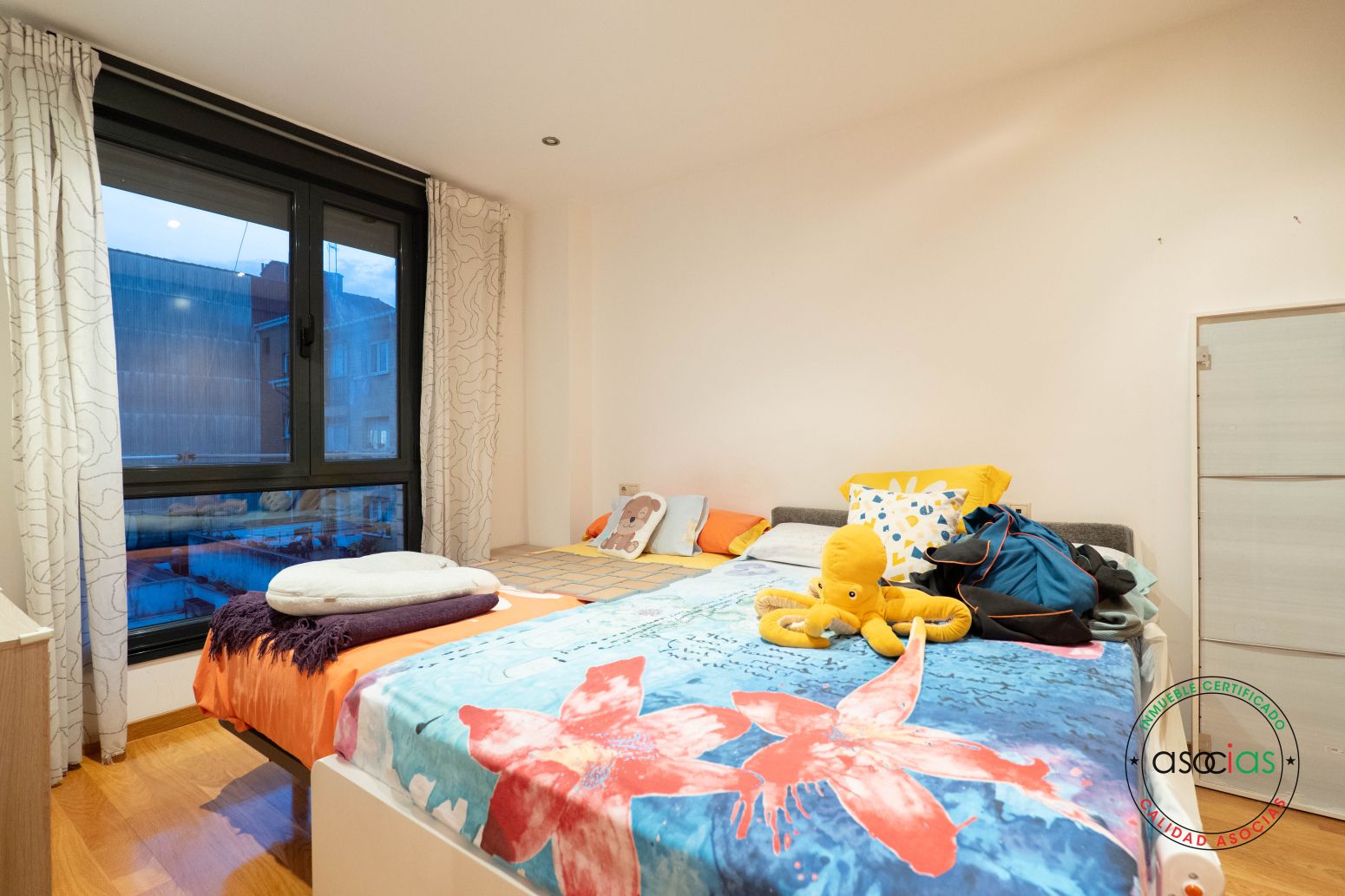 Bedroom of Flat for sale in Gijón   with Heating, Parquet flooring and Storage room