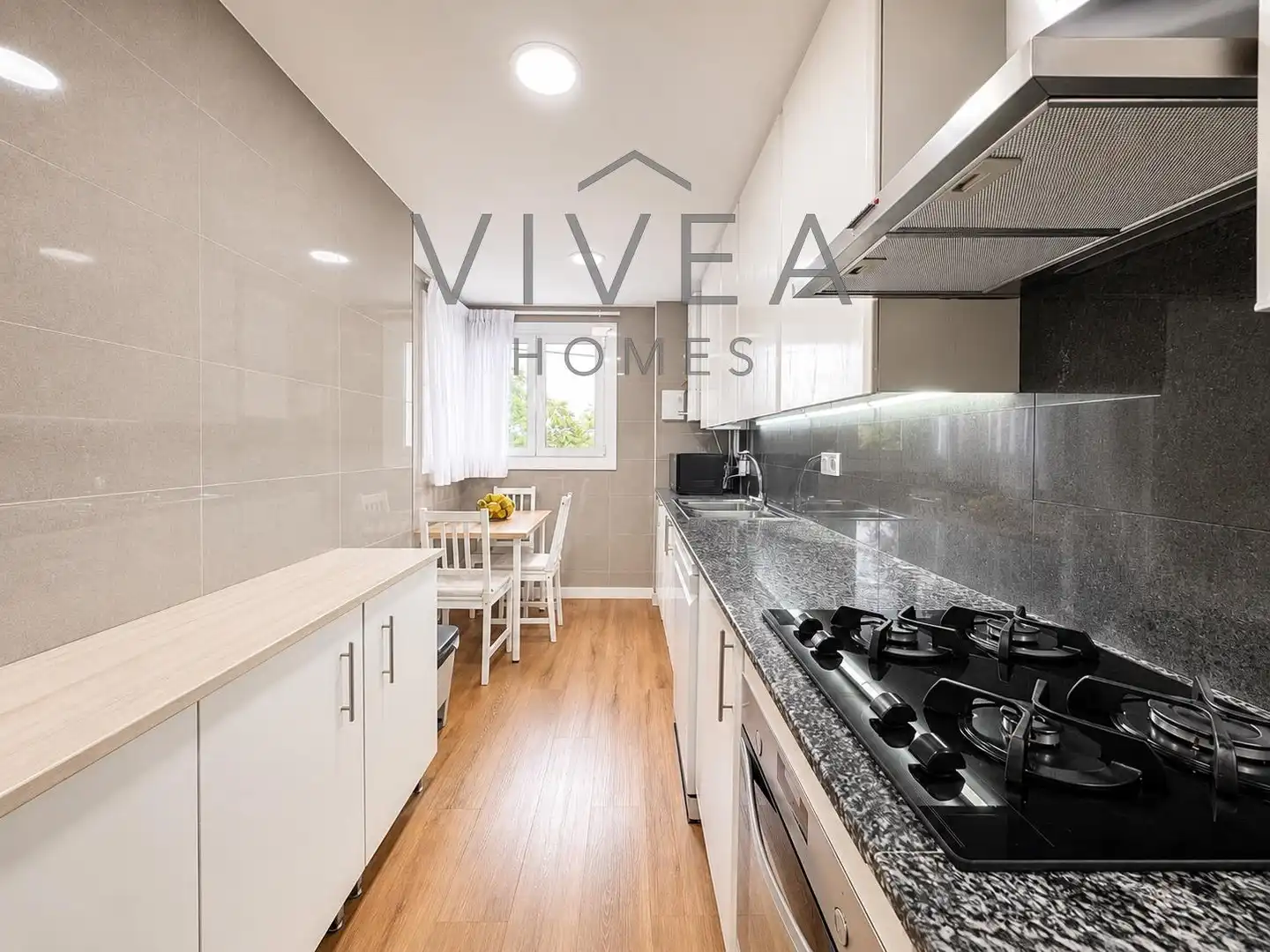Kitchen of Flat for sale in Sabadell  with Air Conditioner, Heating and Parquet flooring