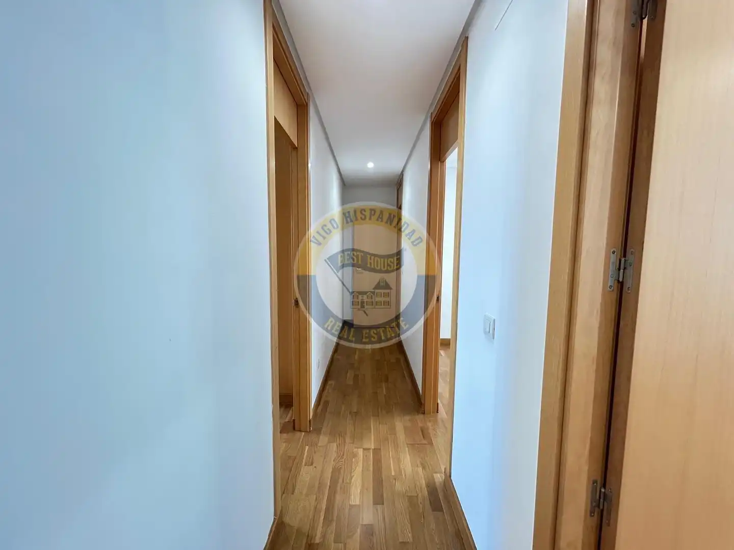 Apartament en venda en Vigo  amb Calefacció i Traster