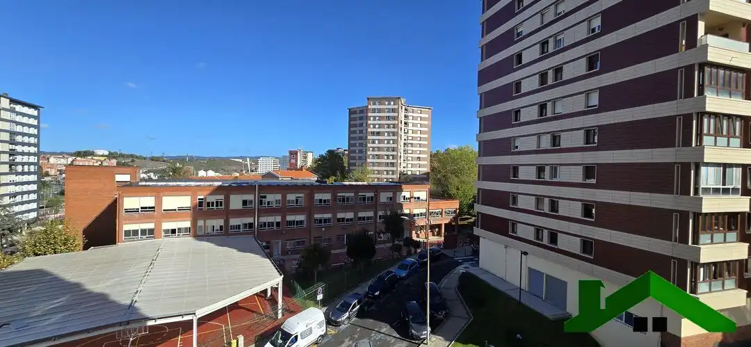 Vista exterior de Pis en venda en Cruces