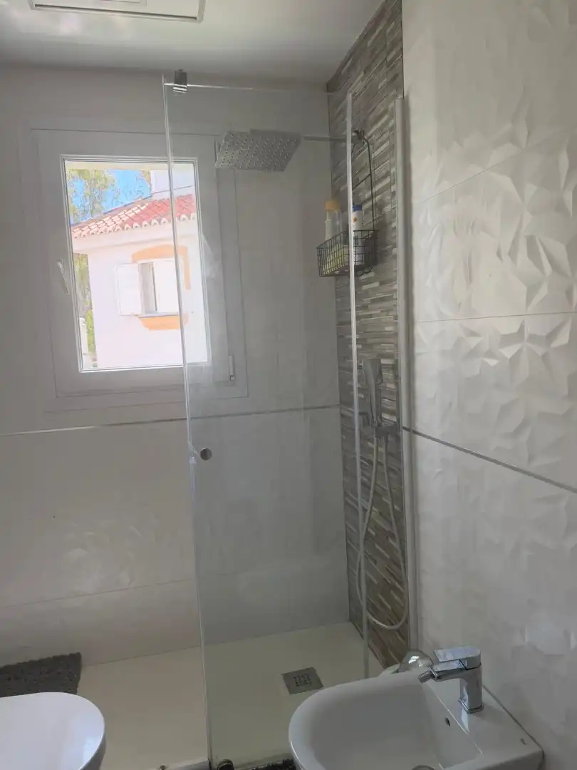 Baño de Casa o chalet en venta en Torremolinos con Aire acondicionado, Calefacción y Terraza
