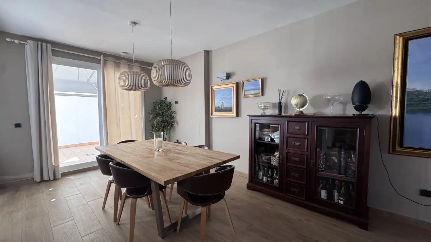 Dining room of Houses for sale in Sevilla  with Air Conditioner, Terrace and Storage room
