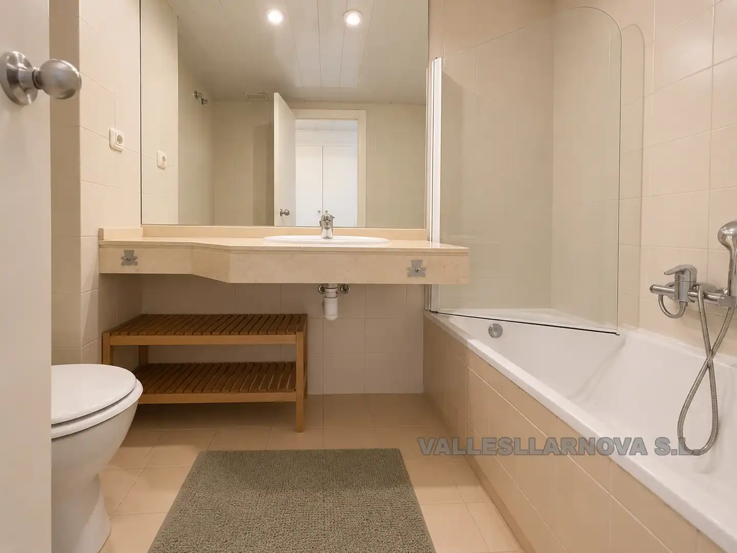 Baño de Piso en venta en Mollet del Vallès con Calefacción, Parquet y Terraza