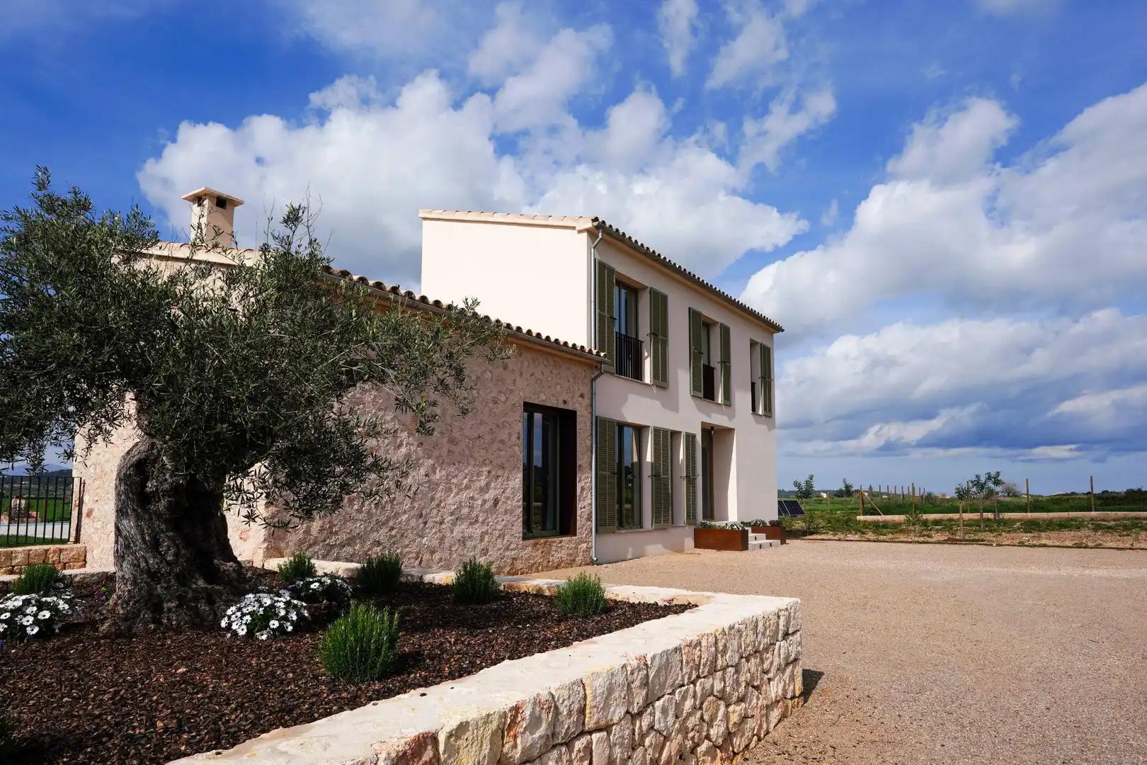 Vista exterior de Finca rústica en venda en Sineu amb Aire condicionat, Calefacció i Terrassa
