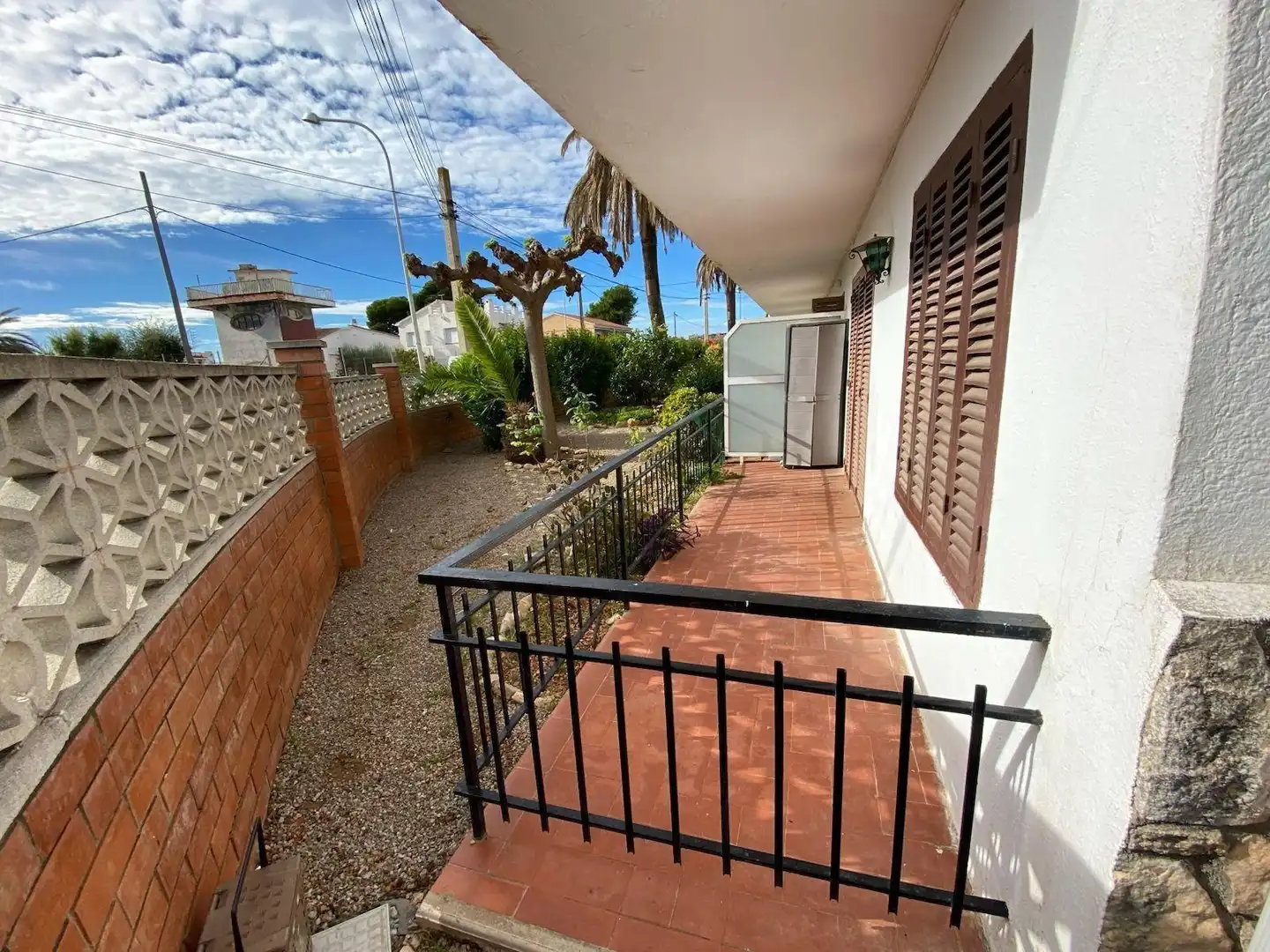 Vista exterior de Pis en venda en Torredembarra amb Jardí privat i Terrassa