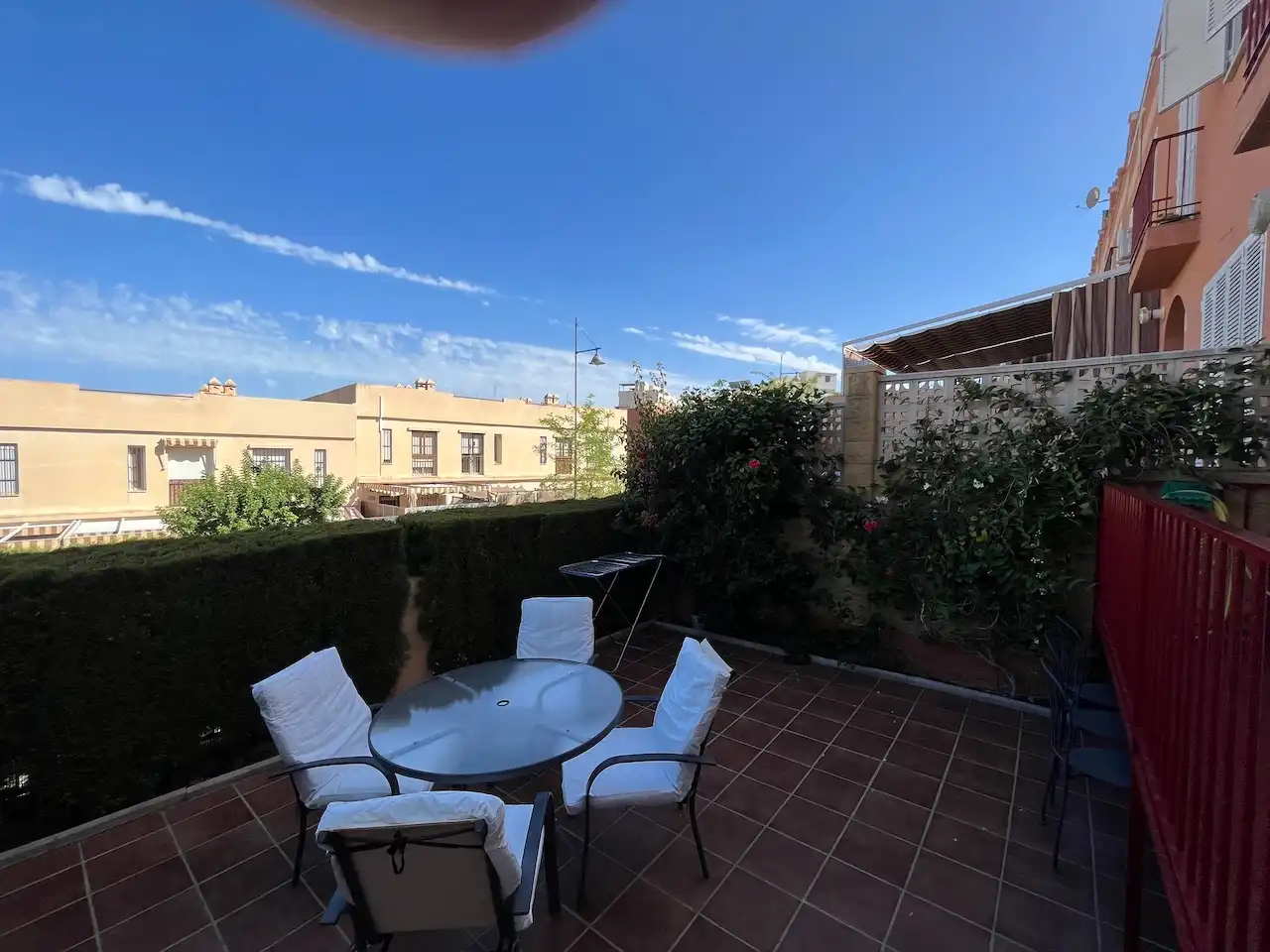 Terraza de Casa adosada en venta en Vélez-Málaga con Aire acondicionado, Calefacción y Jardín privado