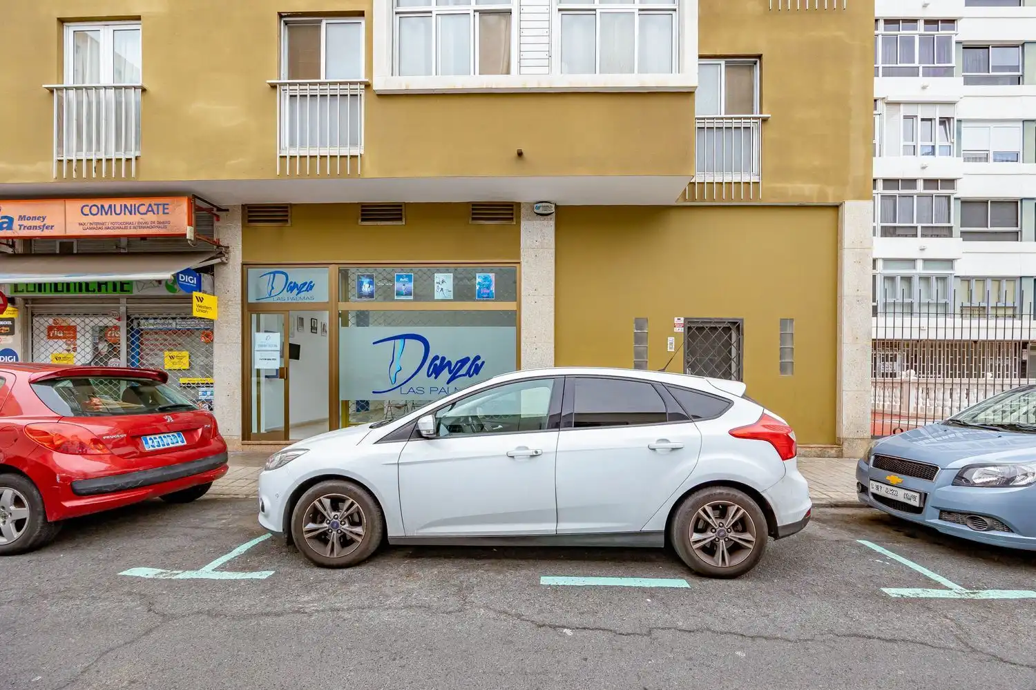 Local commercial à vendre à Calle Jesús Ferrer Jimeno 14, imagen 2