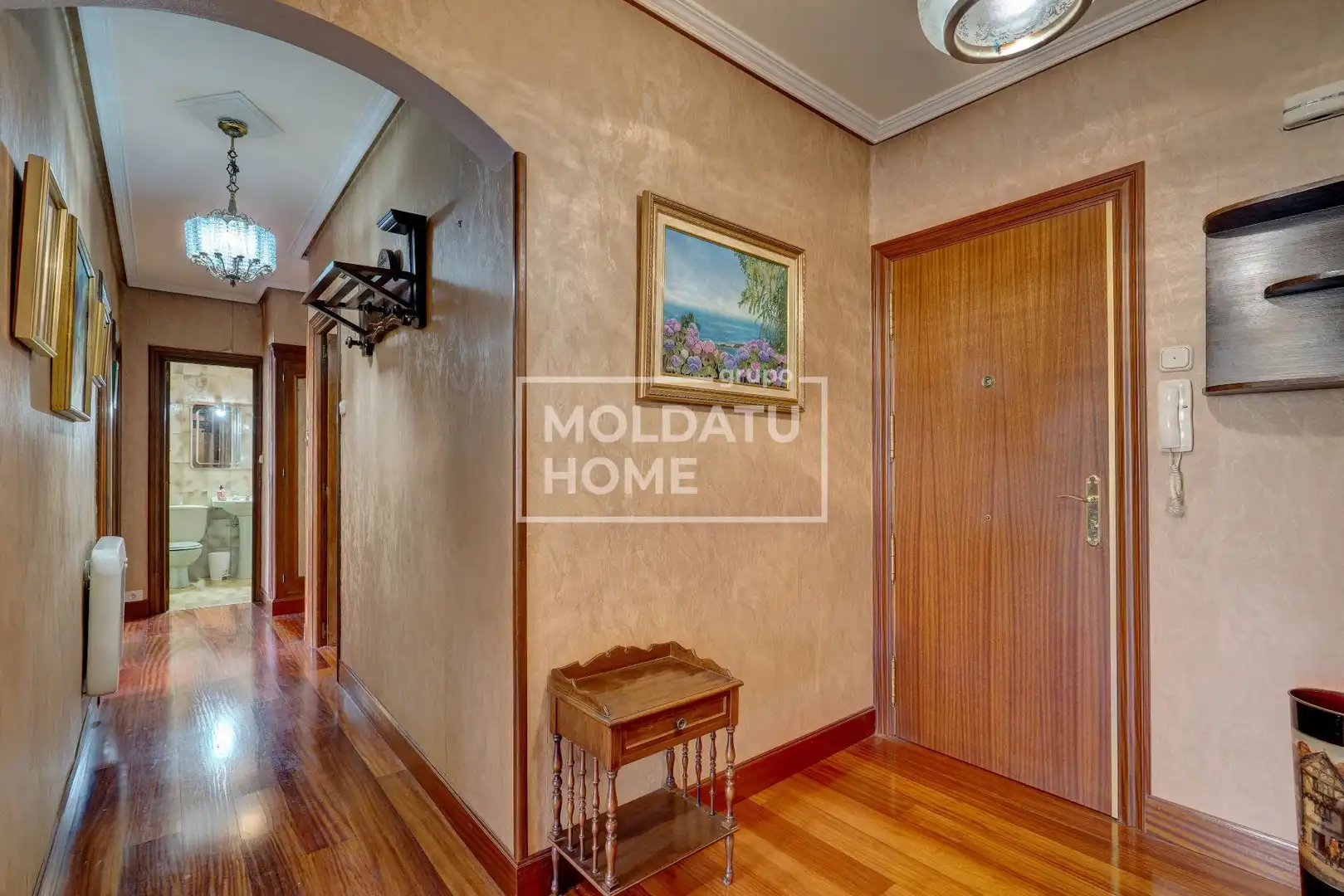 Piso en venta en Irun  con Aire acondicionado, Calefacción y Trastero