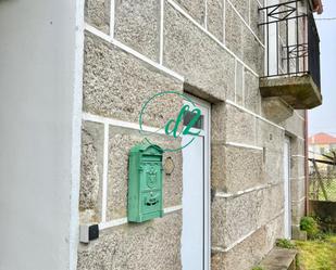 Vista exterior de Casa o xalet en venda en Amoeiro amb Balcó
