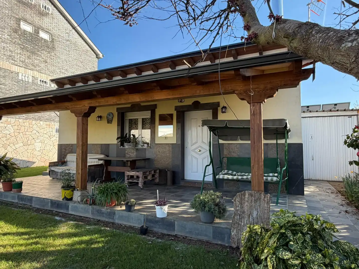 Terraza de Casa o chalet en venta en Ponferrada con Jardín privado y Amueblado