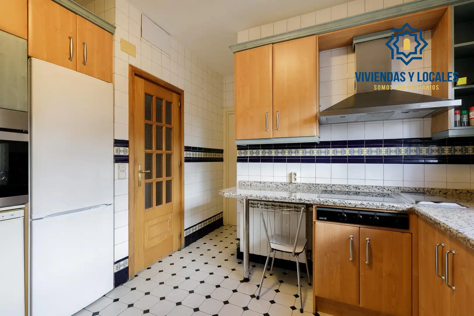 Kitchen of Houses for sale in Granada