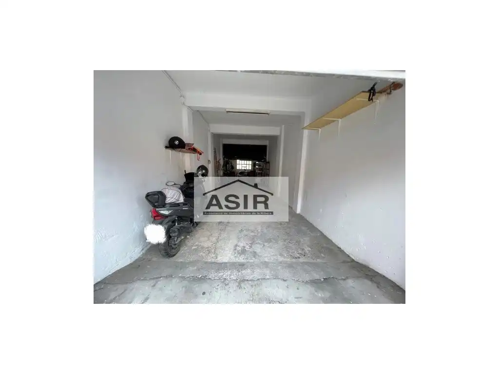 Local en venta en Alzira
