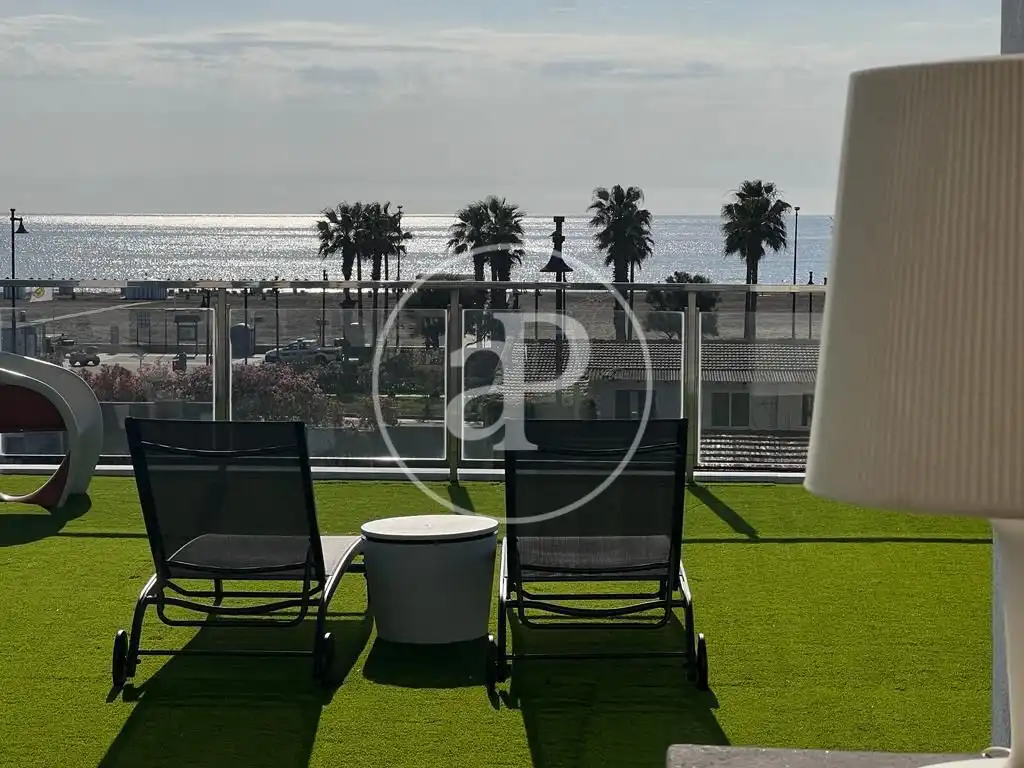 Terrassa de Casa o xalet en venda en Valencia amb Aire condicionat, Calefacció i Jardí privat
