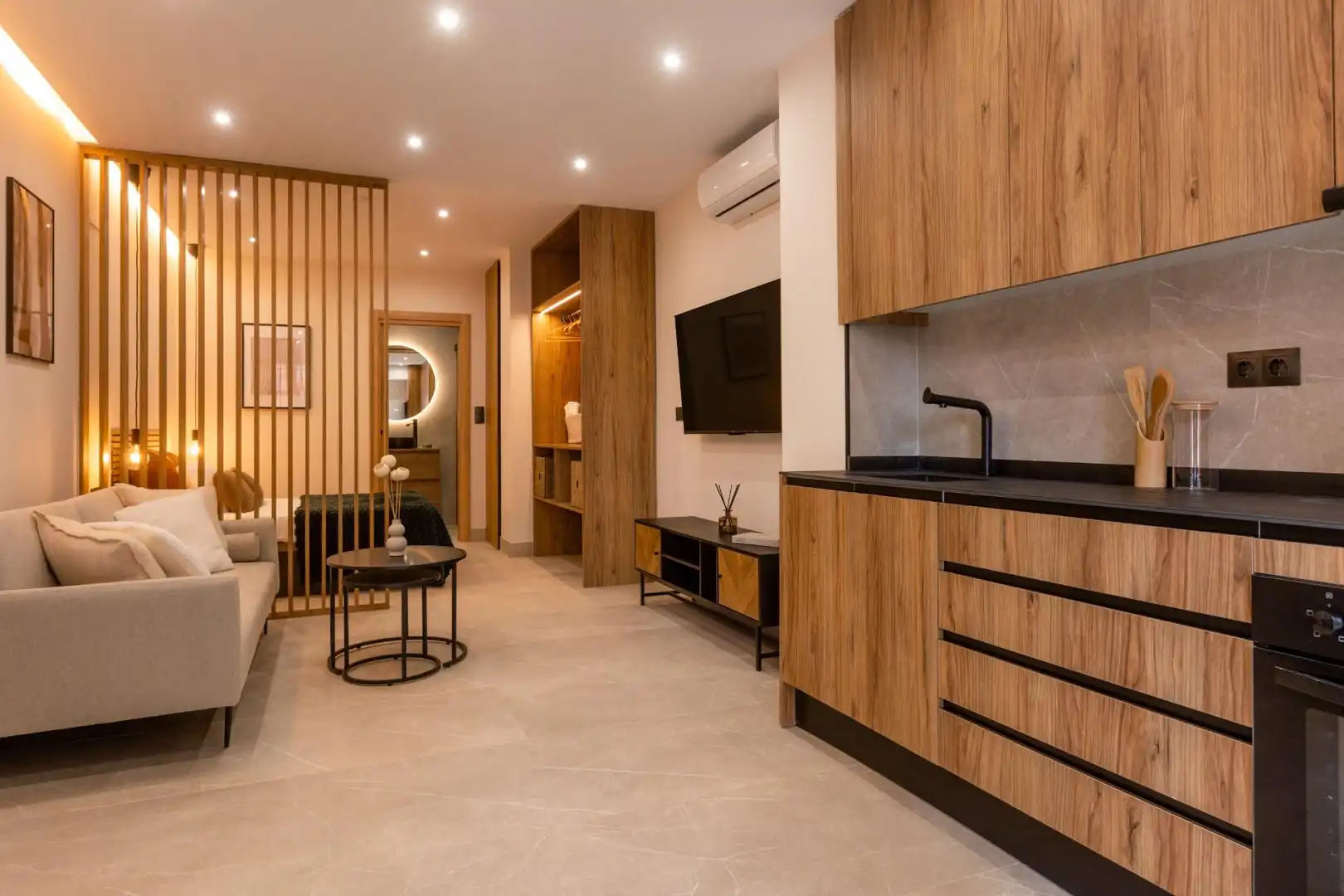 Living room of Study for sale in Granada  with Air Conditioner, Heating and Furnished