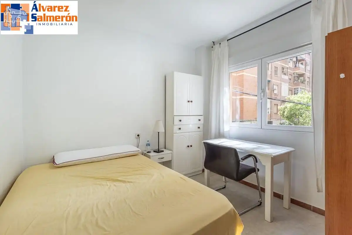 Piso con ascensor en venta en Zaidín, imagen 10