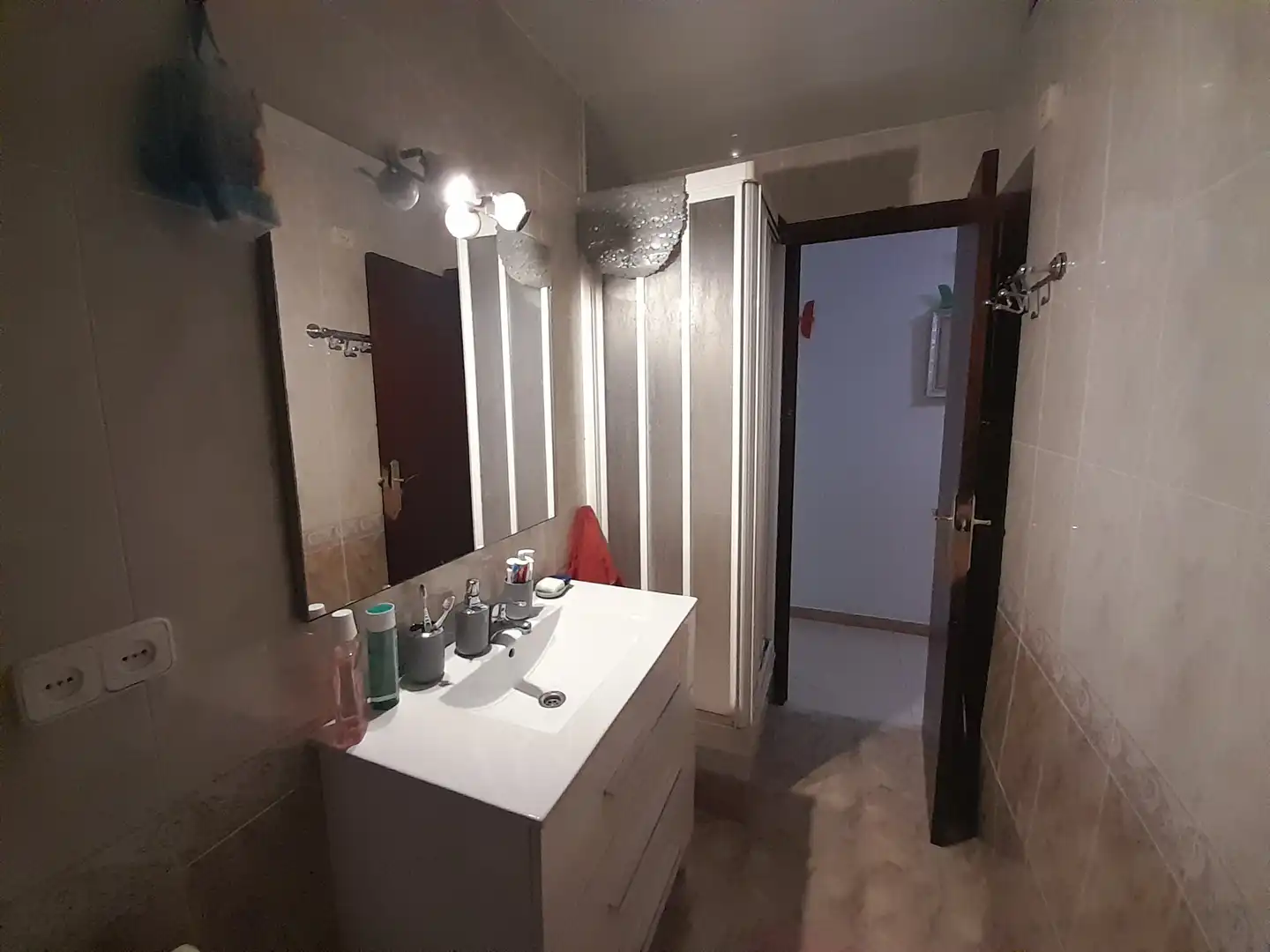 Baño de Piso en venta en L'Hospitalet de Llobregat con Balcón