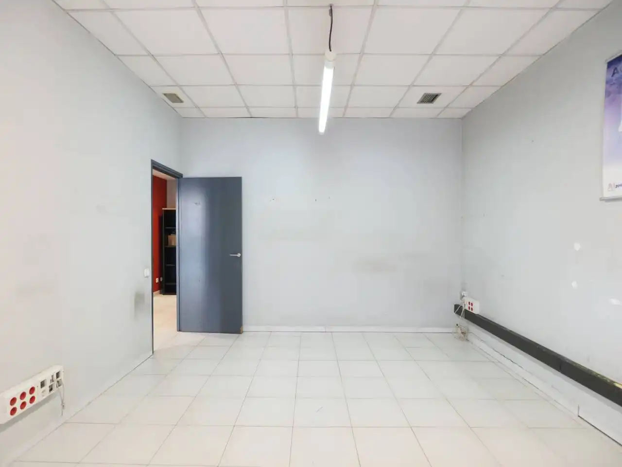 Local comercial de lloguer a Calle Princesa, imagen 5