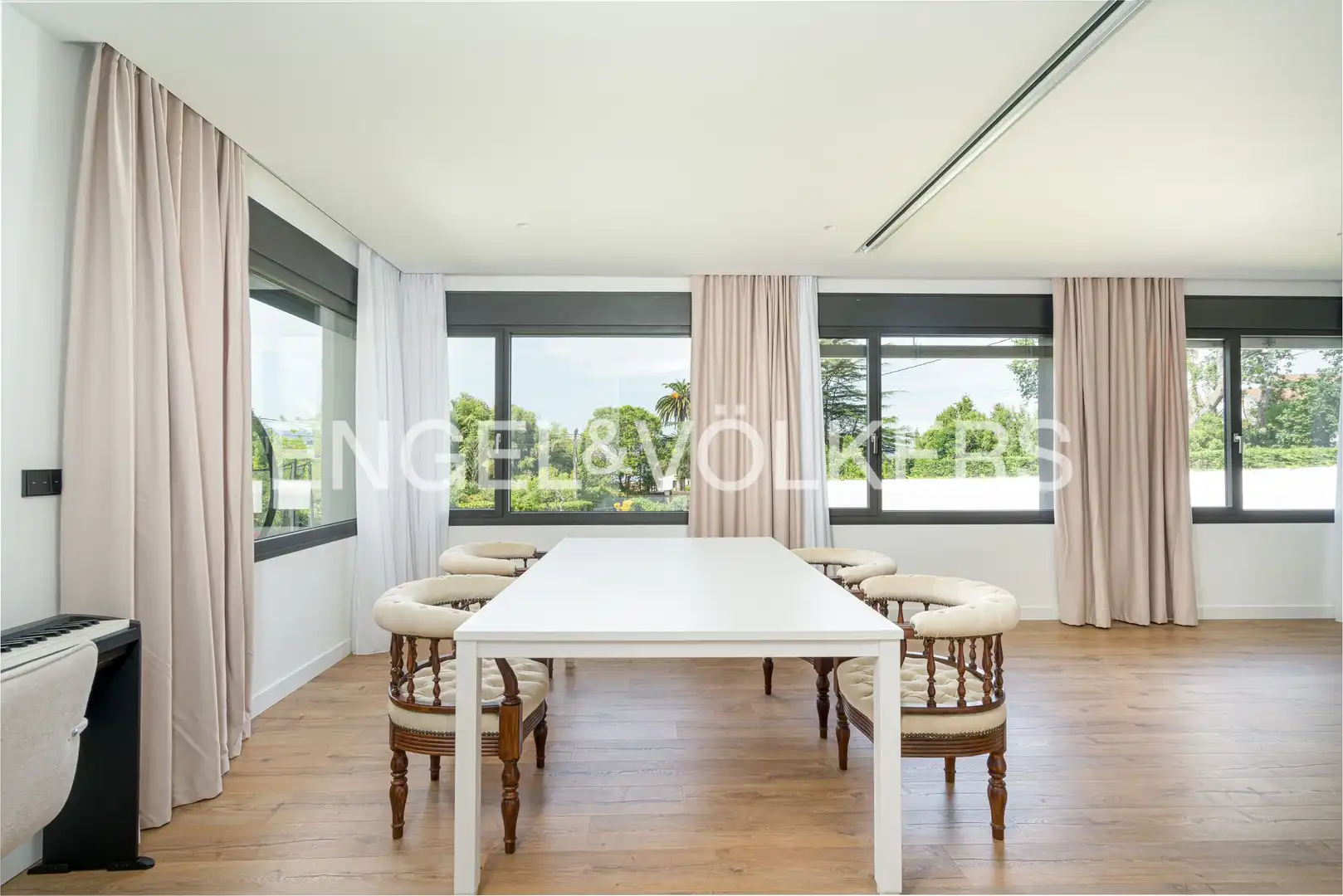 Comedor de Casa o chalet en venta en Gijón  con Calefacción, Jardín privado y Terraza