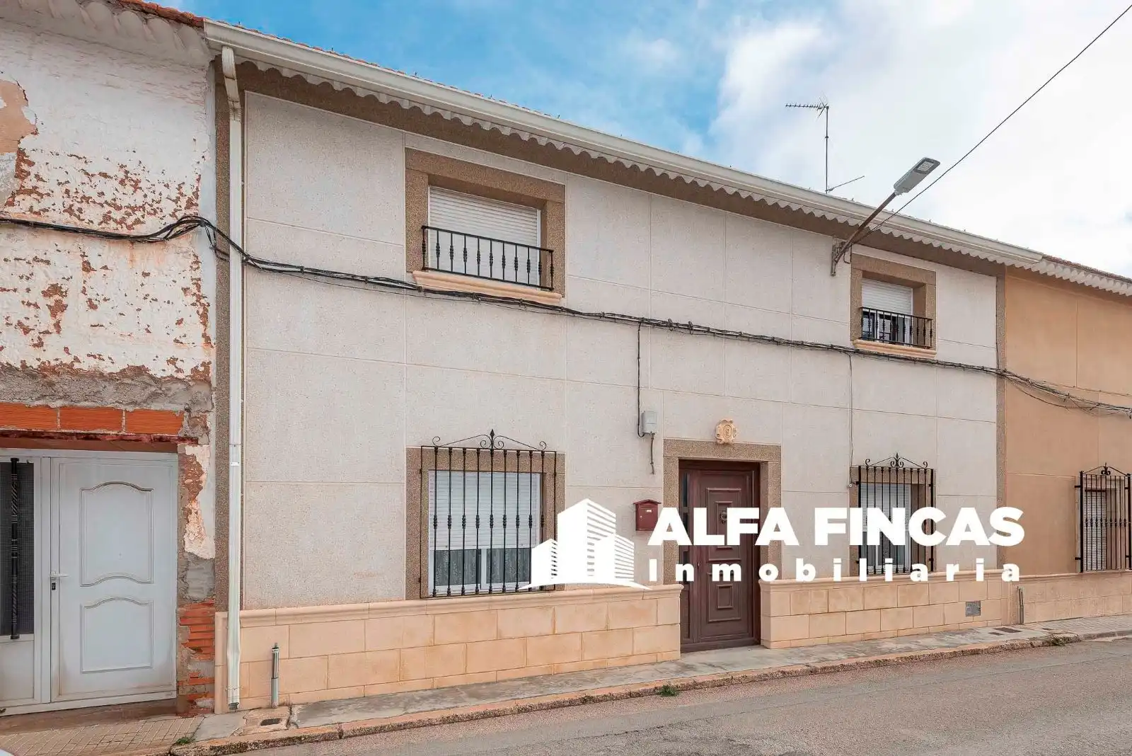 Xalet amb jardí en venda a del Agua