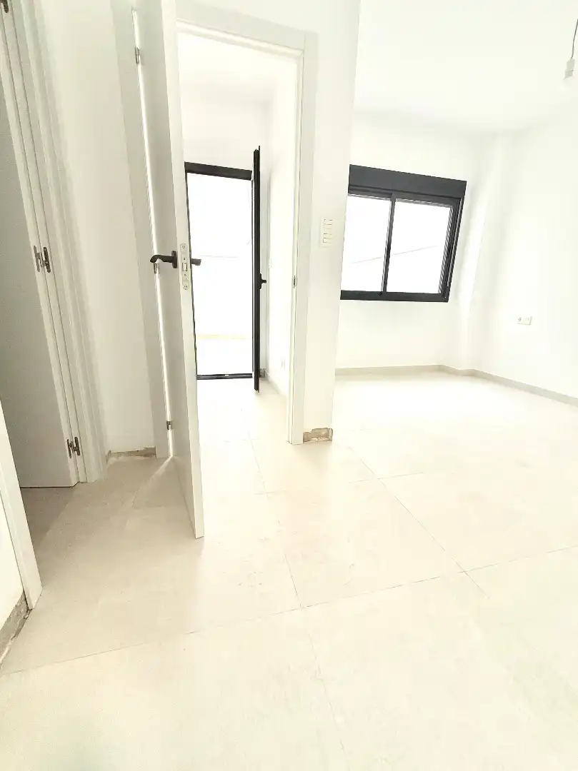 Ground floor for sale in Málaga  with Air Conditioner, Heating and Furnished