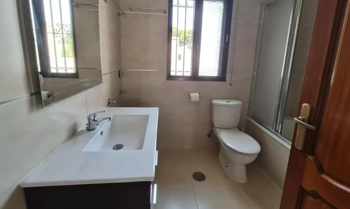 Bany de Casa o xalet en venda en Rota