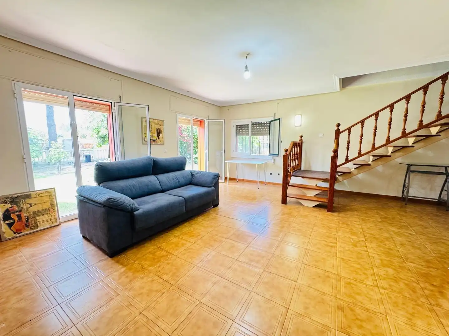 Living room of Houses for sale in Algeciras  with Private garden and Swimming Pool