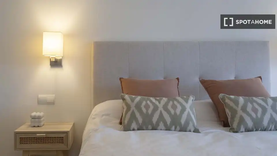 Habitación de Piso de alquiler en Madrid con Aire acondicionado, Calefacción y Amueblado