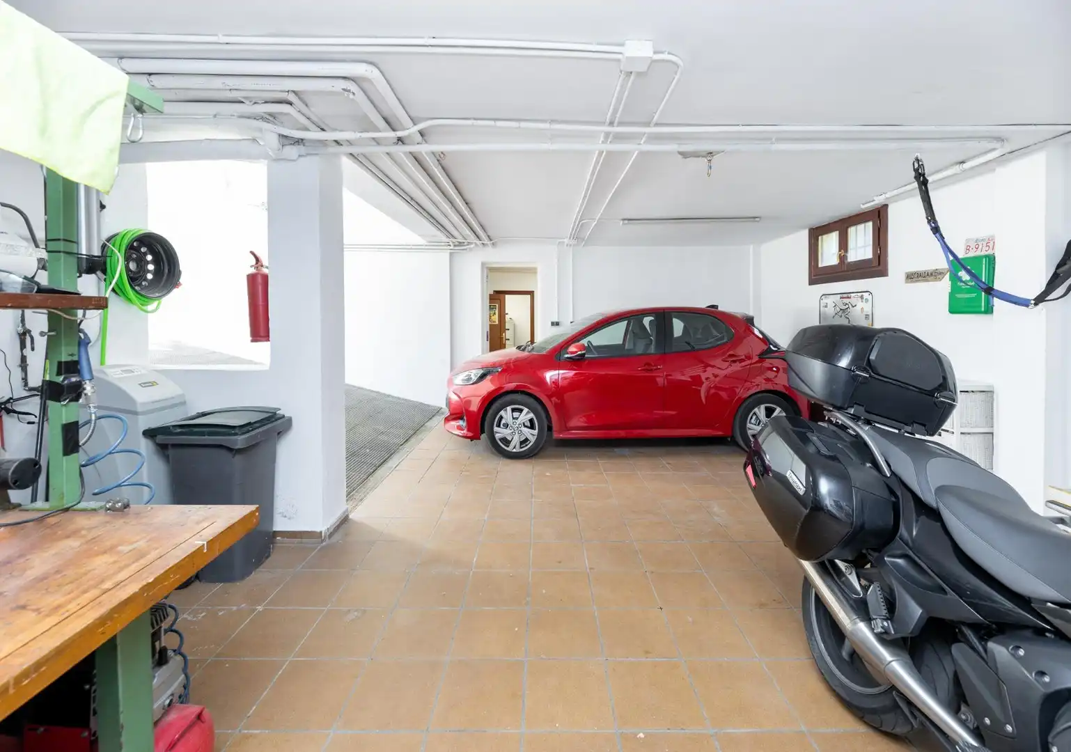 Parking of Houses for sale in Cájar  with Air Conditioner, Heating and Private garden