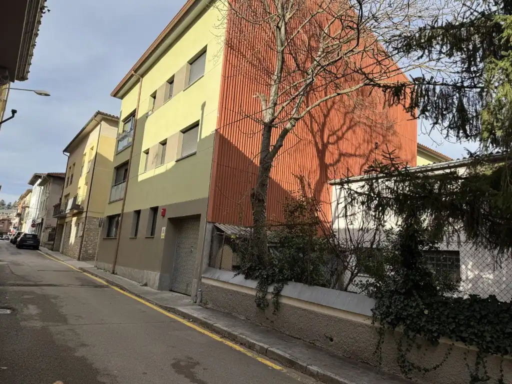 Vista exterior de Garaje en venta en Campdevànol