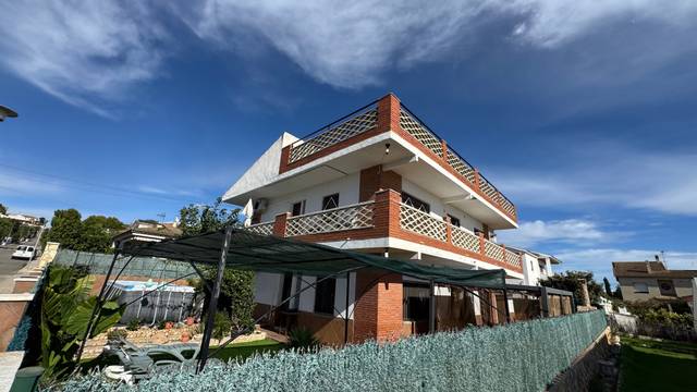 Casa-chalet en Venta en Marítima Nord