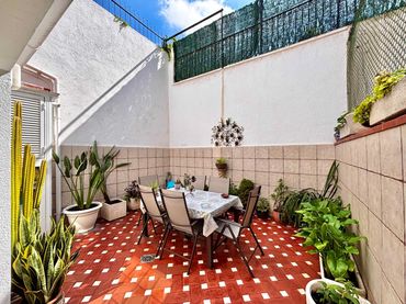 Maison jumelée avec balcon à vendre à Carrer RECTOR