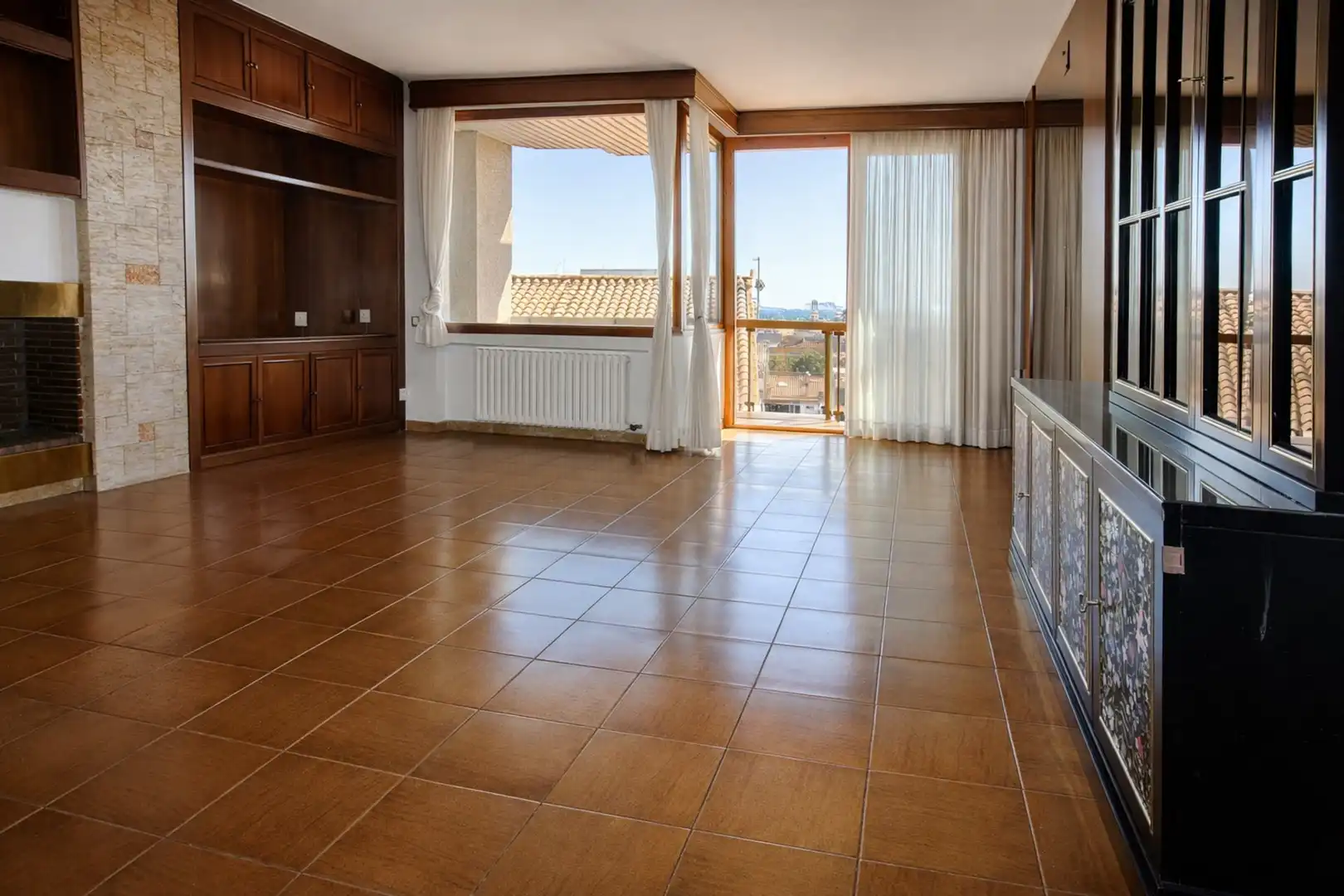 Wohnzimmer von Maisonette zum Verkauf in Figueres mit Heizung, Terrasse und Abstellraum