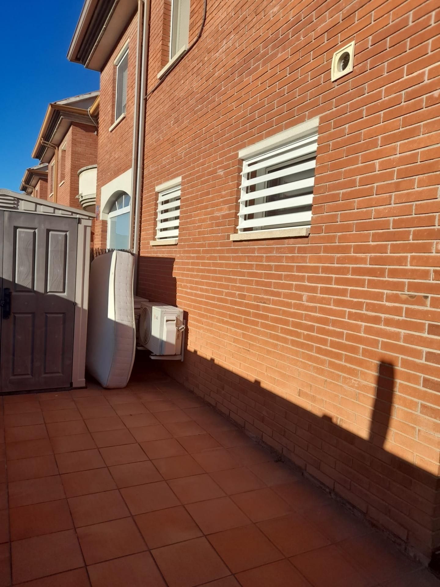 Casa adosada en venda