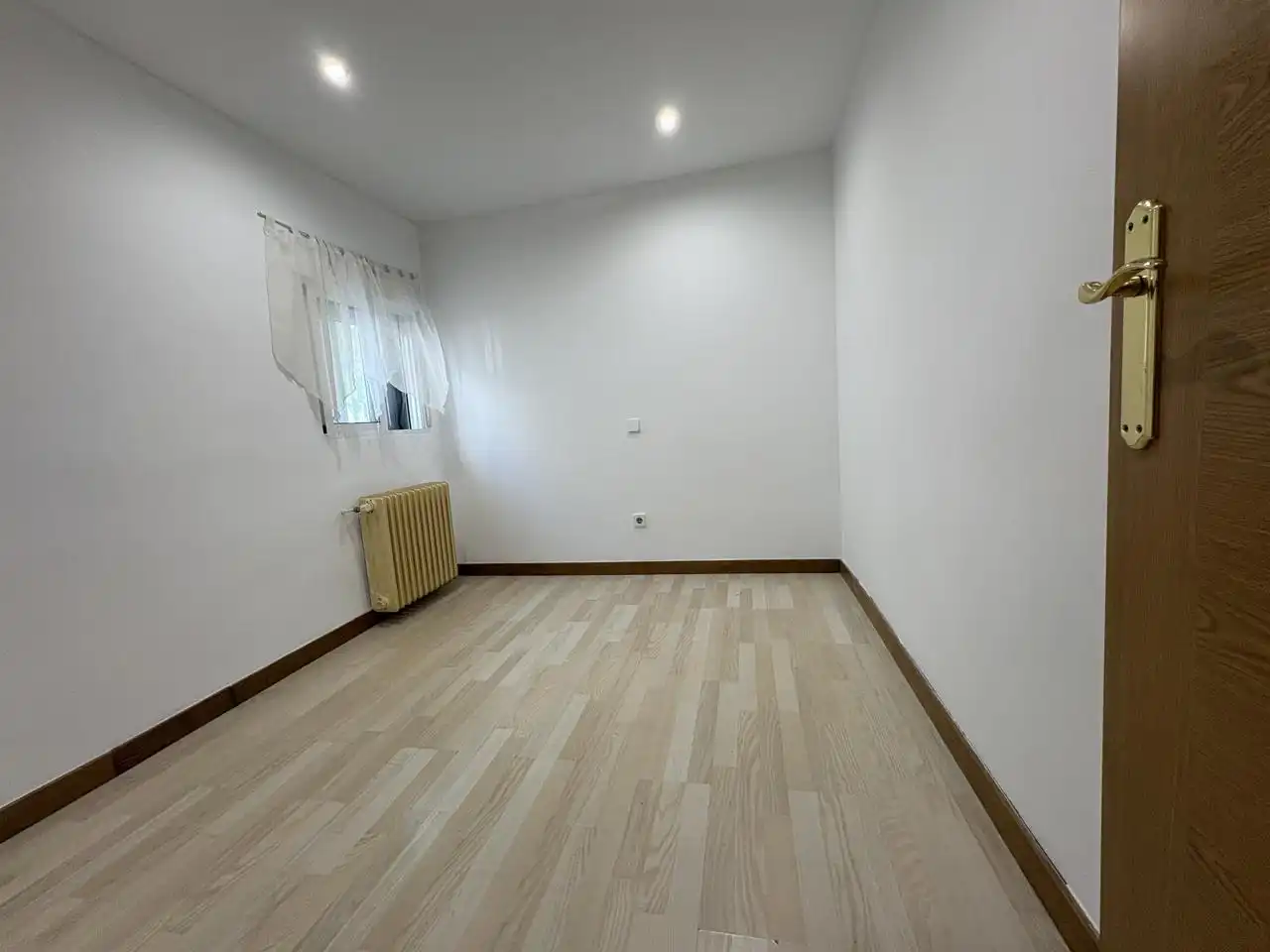 Planta baja de alquiler en Madrid con Aire acondicionado y Calefacción