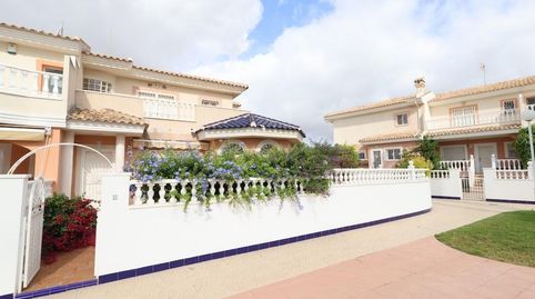 Foto 2 de Casa adosada en venta en Benijófar, Alicante