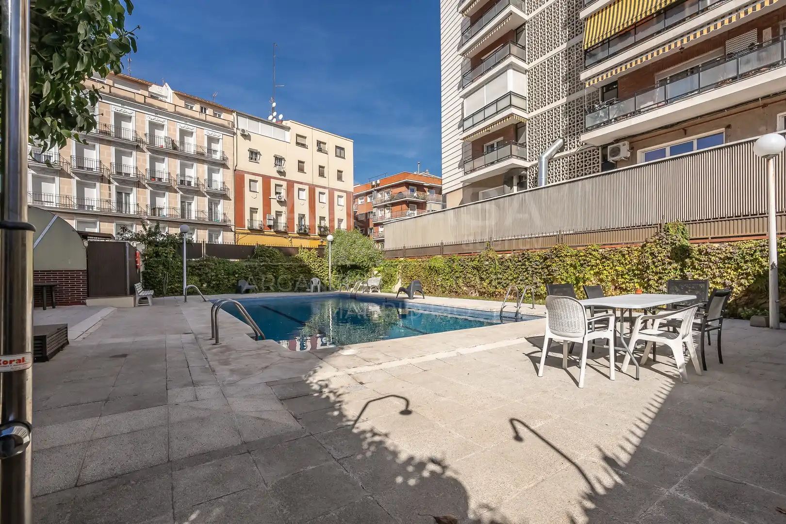 Appartamento con piscina in affitto a Calle SAAVEDRA FAJARDO, imagen 3