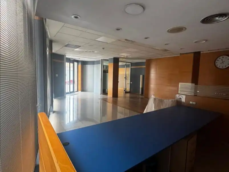 Büro zur Miete in Centre
