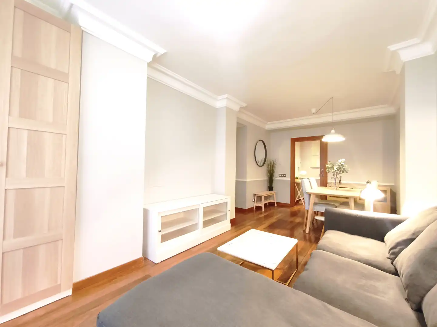 Living room of Flat for rent in  Logroño  with Heating, Parquet flooring and Storage room