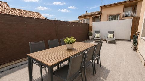 Foto 3 de Casa adosada en venta en Loeches, Madrid