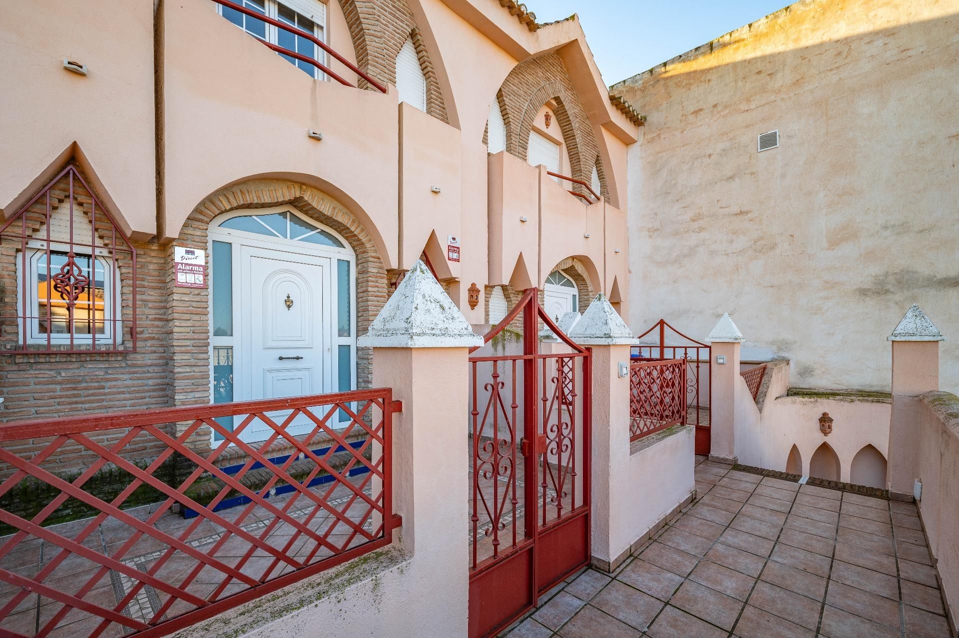 Exterior view of Single-family semi-detached to rent in Las Gabias  with Air Conditioner and Alarm