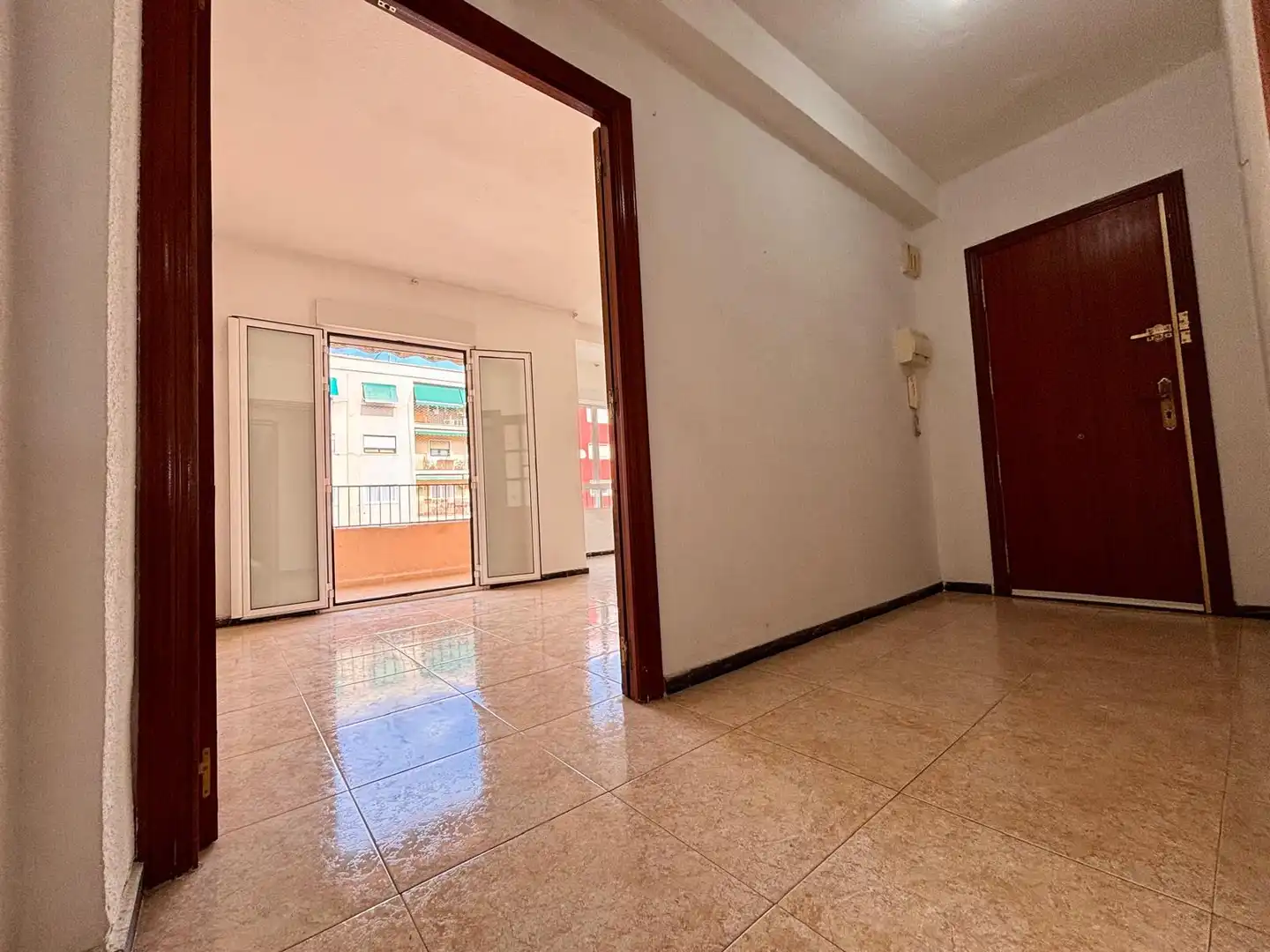 Habitación de Piso en venta en Alicante / Alacant con Balcón