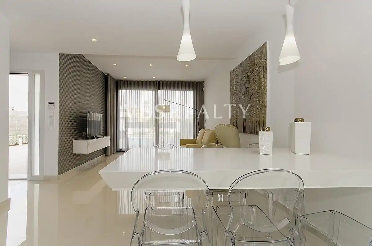 Detached house with terrace for sale in Calle Juan Marsé, imagen 8