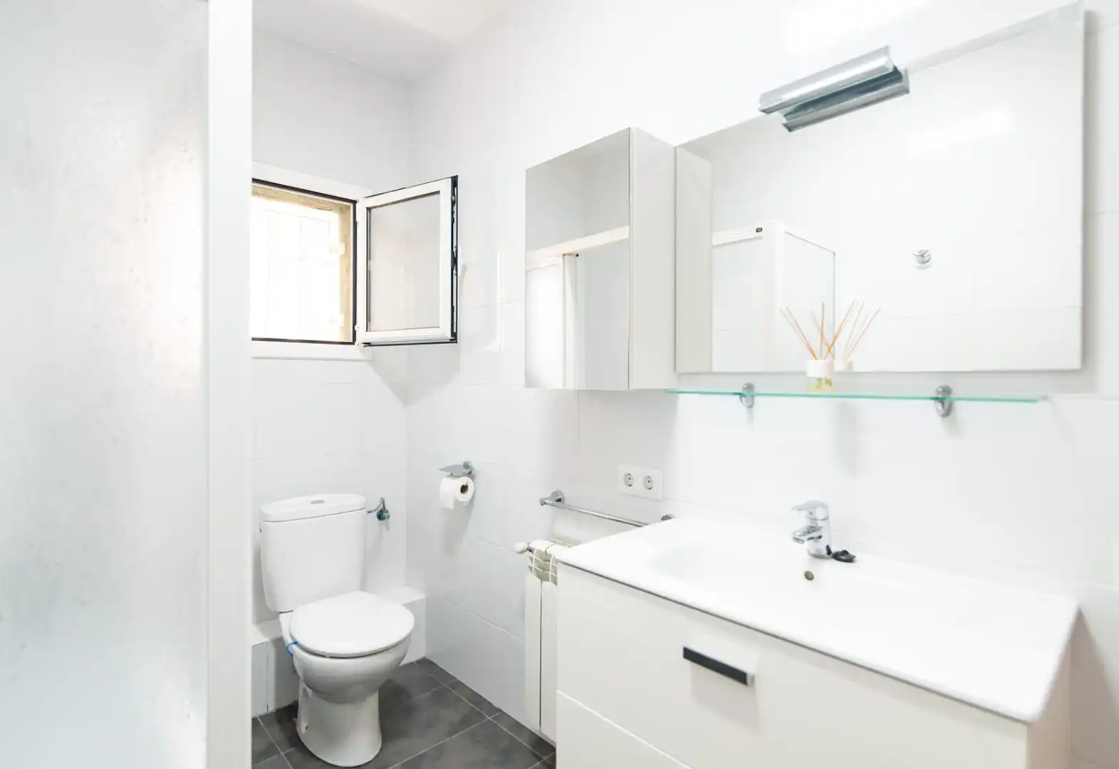 Piso con terraza en venta en Carrer MANUEL BARBA I ROCA, imagen 25