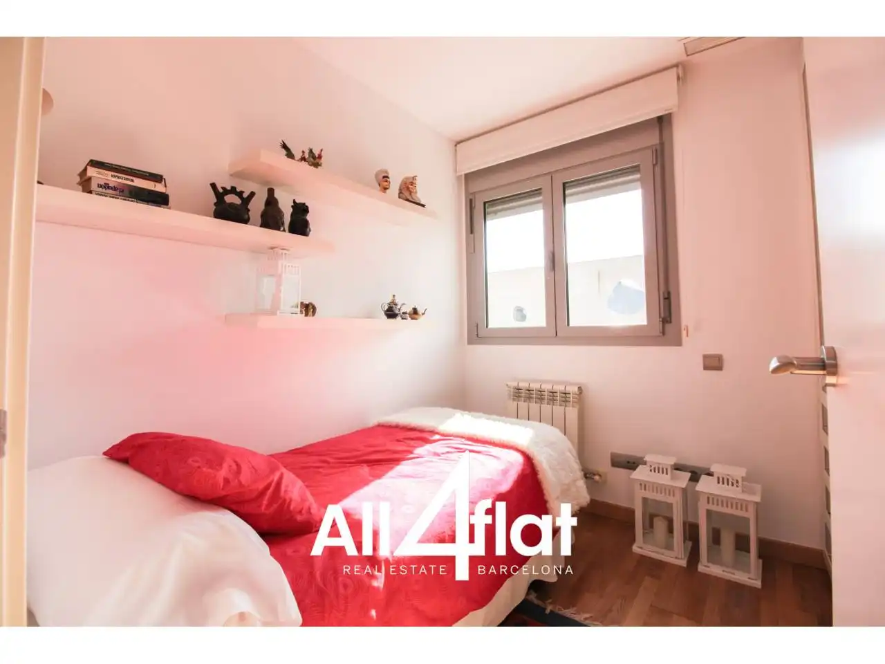 Habitación de Casa o chalet de alquiler en L'Hospitalet de Llobregat con Aire acondicionado, Calefacción y Jardín privado