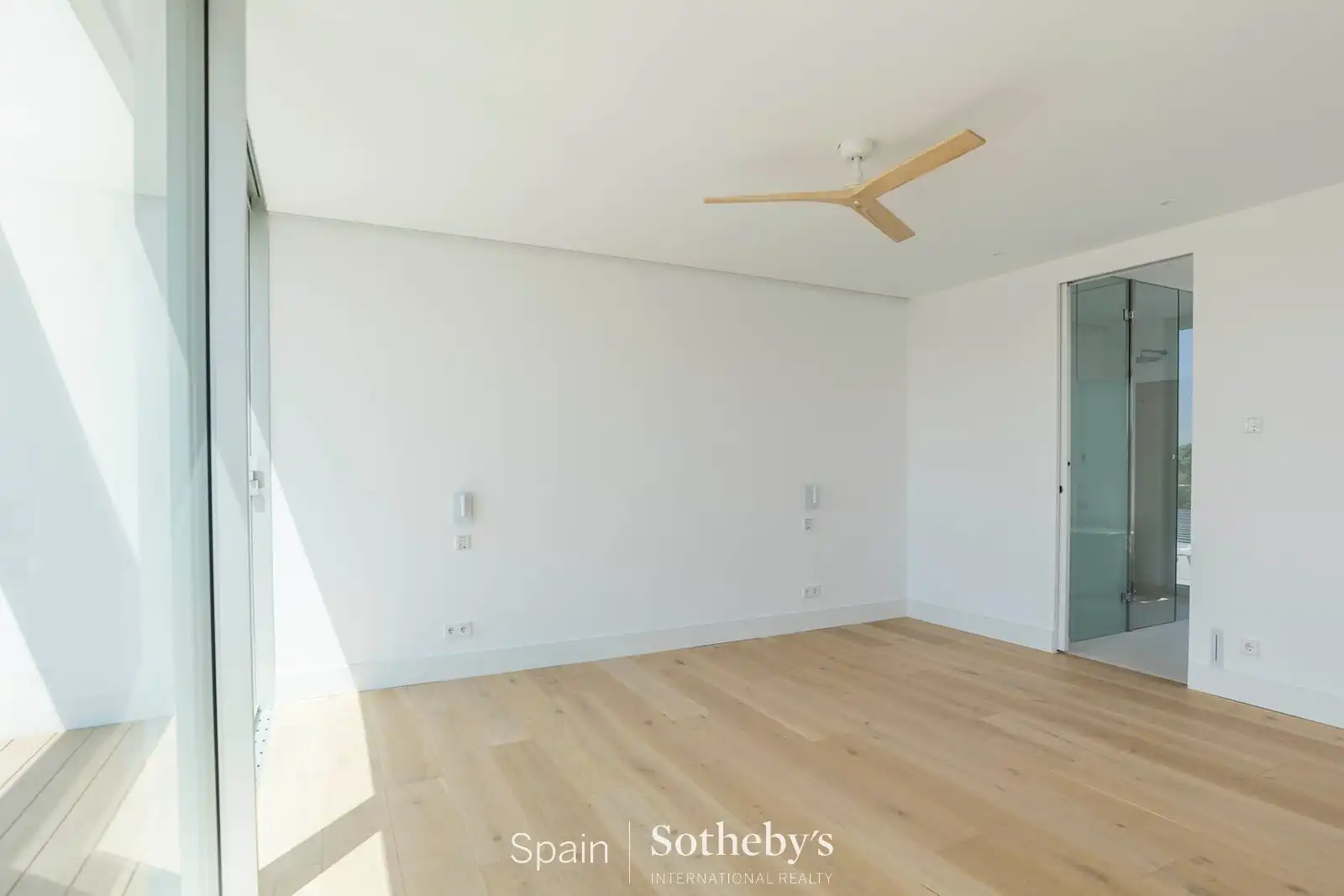 Houses for rent in Madrid  with Air Conditioner, Heating and Private garden