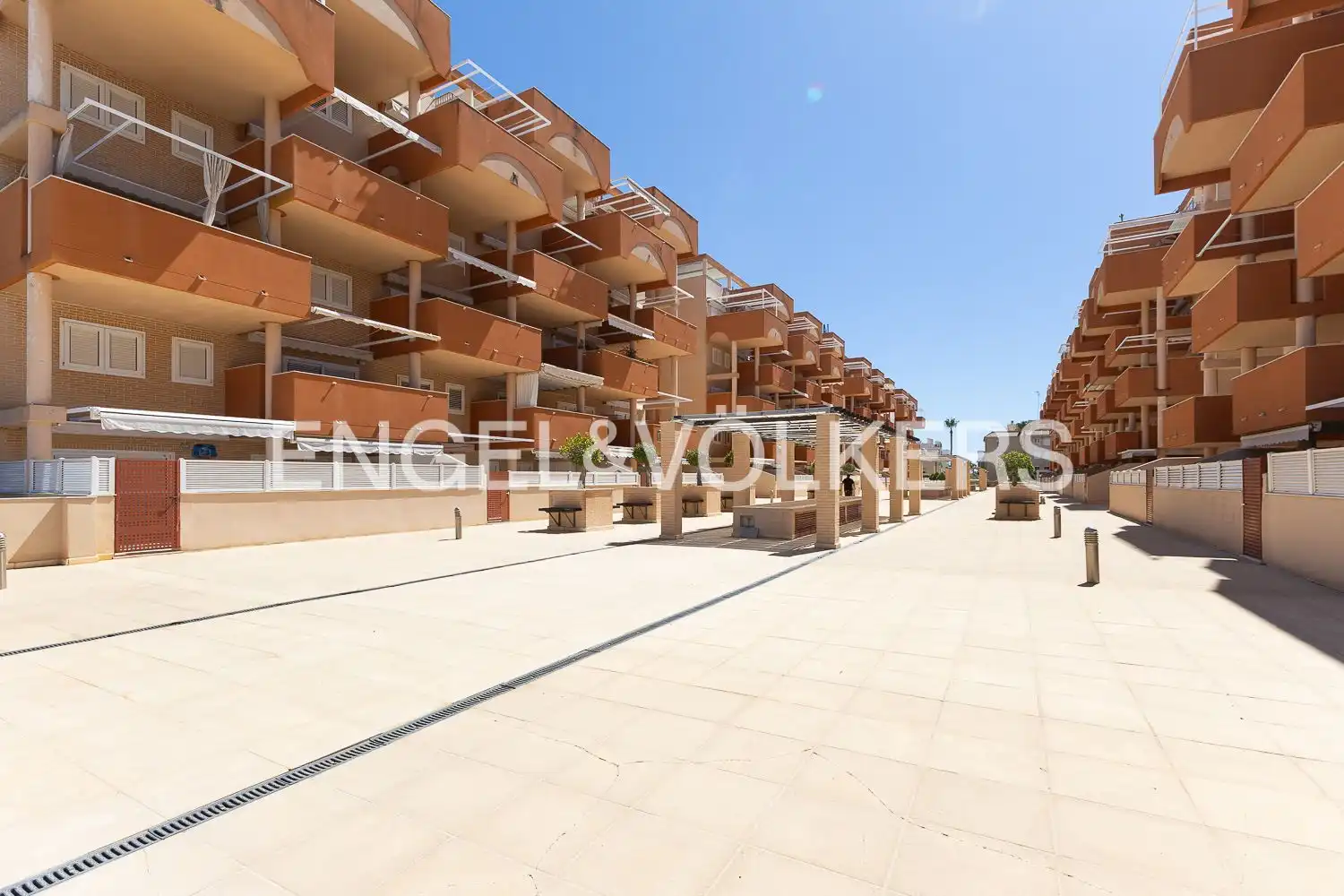 Wohnung zur Miete in Carrer José Segrelles, Canet d'En Berenguer